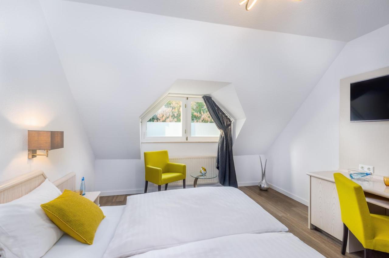 Hotel Zur Krone Meerbusch Luaran gambar